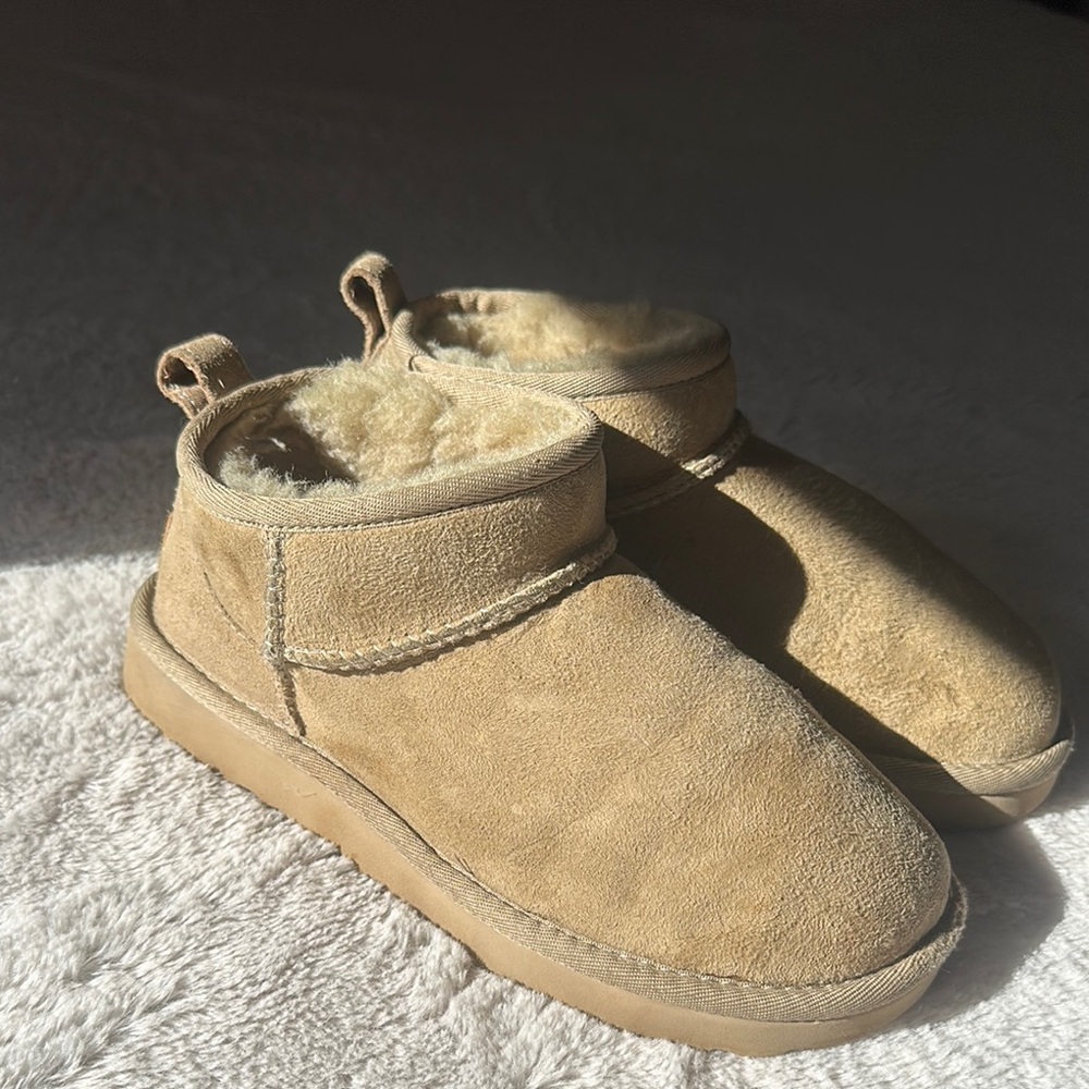 Ugg ultra mini mustard seed